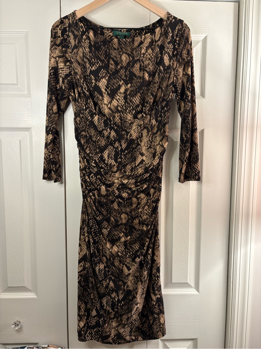 Women’s Lauren Ralph Lauren snakeskin print ruched sheath dress size 8